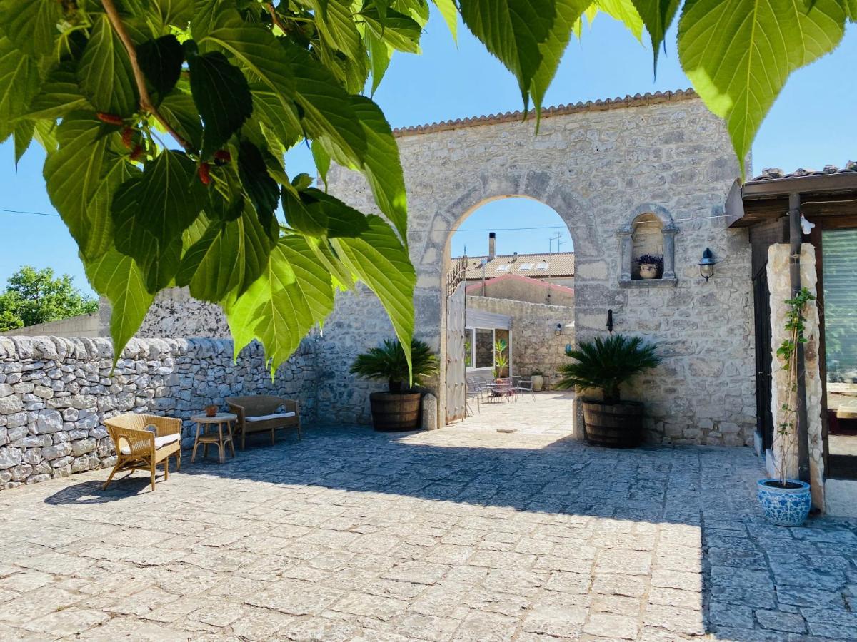 Mastro Vanni - Urban Masseria Ragusa Exterior foto