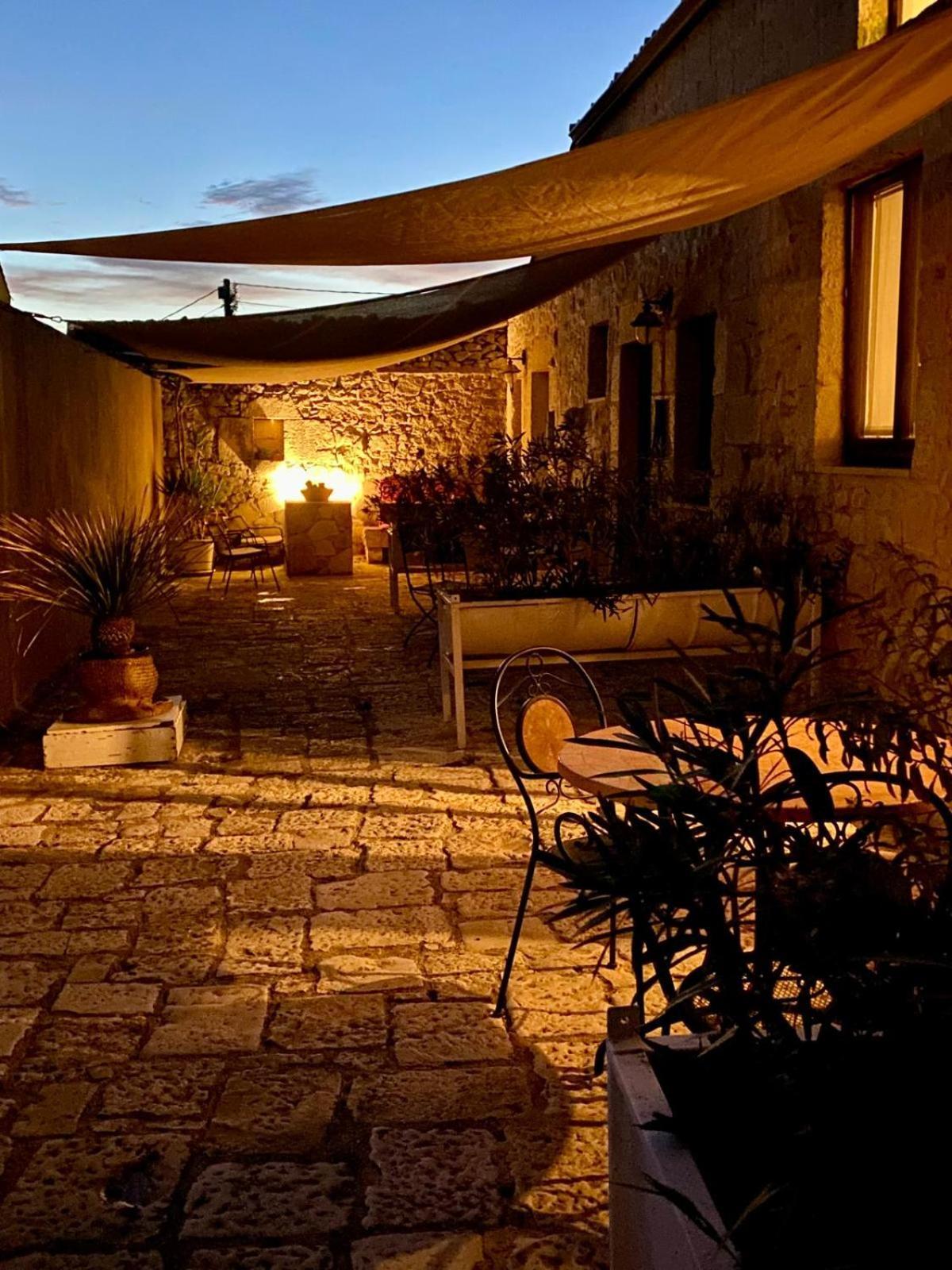 Mastro Vanni - Urban Masseria Ragusa Exterior foto